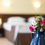 Rome Palace Deluxe - Premium