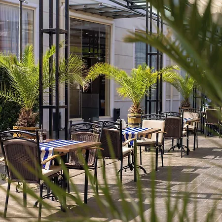 Hotel Rome Palace Deluxe 4*