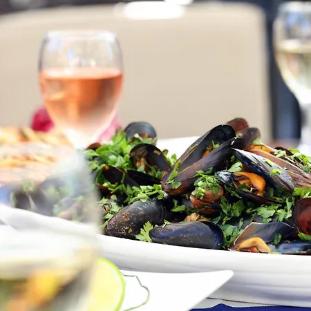 Хотел Rome Palace Deluxe