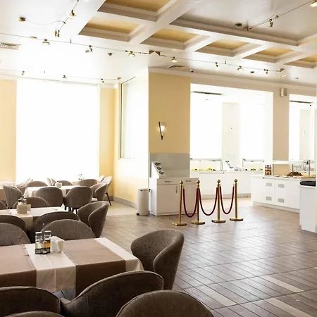 Szálloda Rome Palace Deluxe