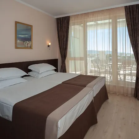 Хотел Rome Palace Deluxe 4*