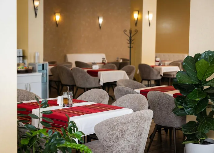 Rome Palace Deluxe 4*