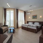 Rome Palace Deluxe 써니비치