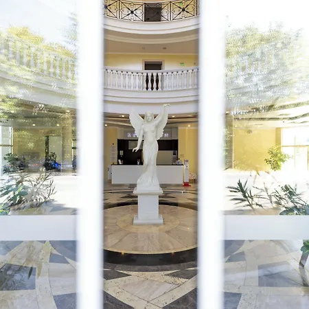 فندق Rome Palace Deluxe 4*