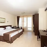 Rome Palace Deluxe Slantchev Briag