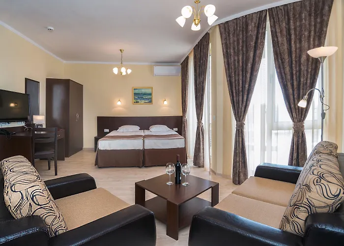 Rome Palace Deluxe 4*