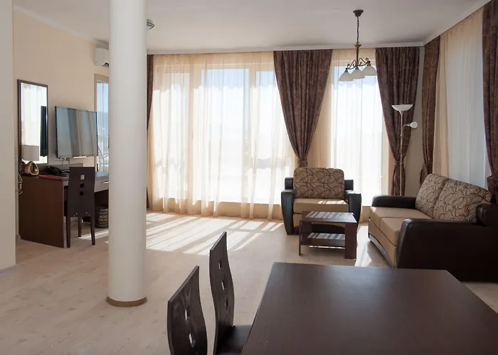 Szálloda Rome Palace Deluxe 4*