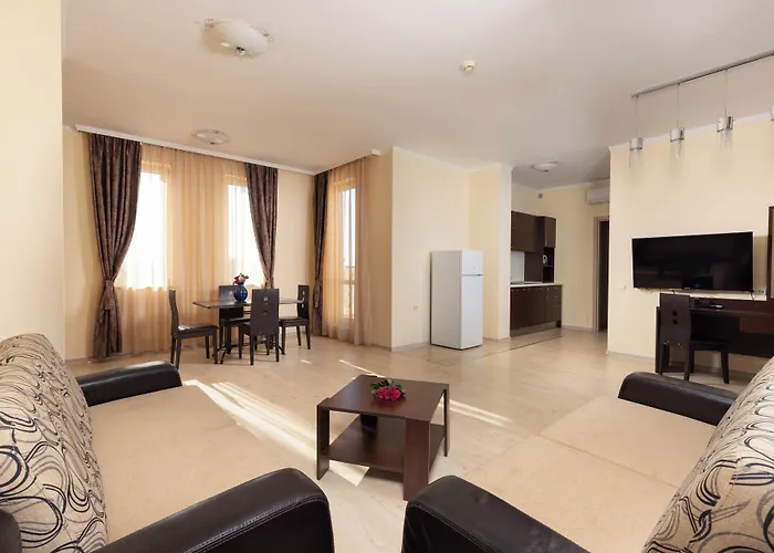 Szálloda Rome Palace Deluxe 4*